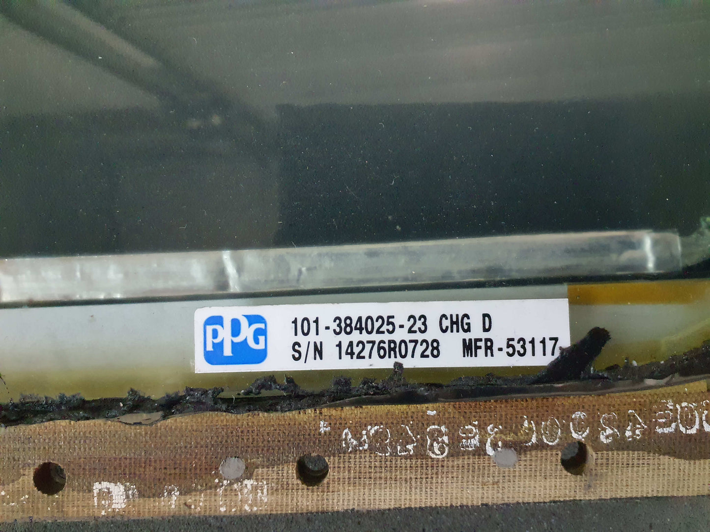 101-384025-23 LH WINDSHIELD - REPAIRED