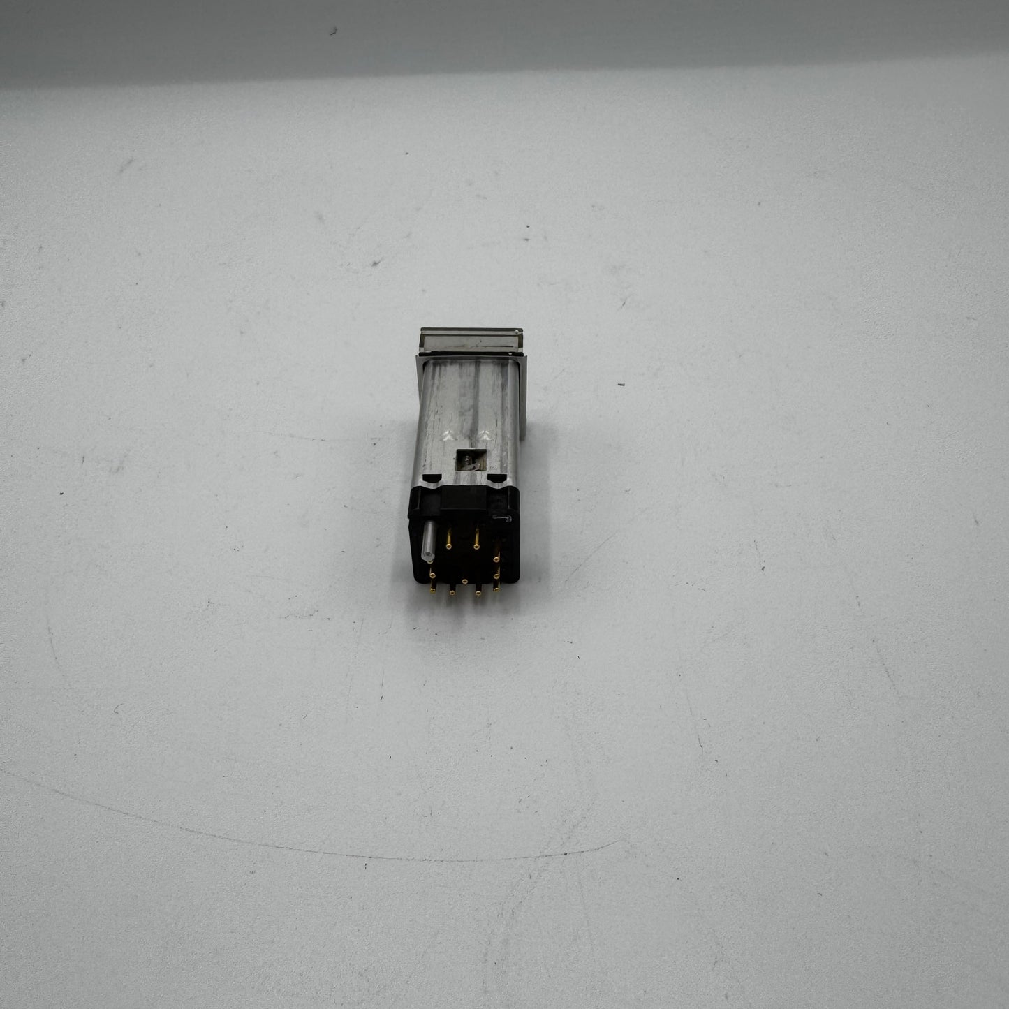 4271-204 SWITCH - APU MASTER