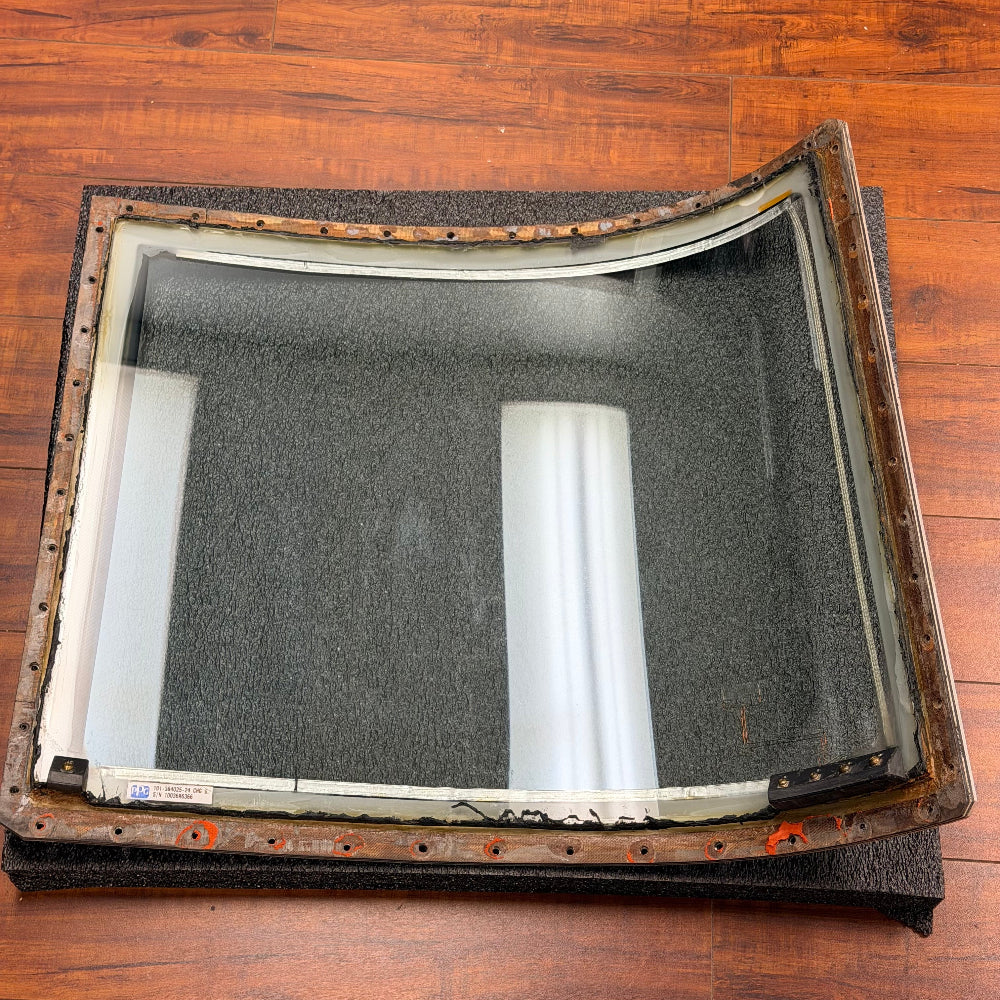 101-384025-24 WINDSHIELD RH COPILOT