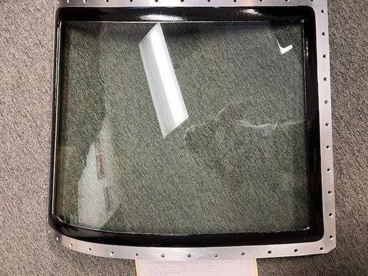 101-384025-24 WINDSHIELD RH COPILOT