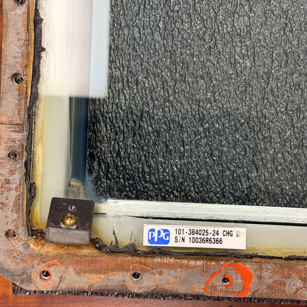 101-384025-24 WINDSHIELD RH COPILOT